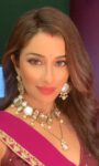 Global Music Video Dots World Bindi Day To Celebrate Womanhood
