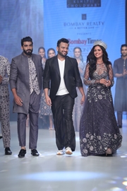 Vartika Singh And Manav Chhabra Walk The Ramp For  Designer Kshitij Choudhary